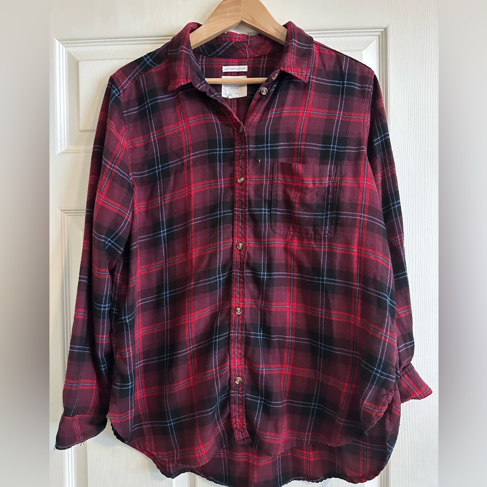 American Eagle flannel button up